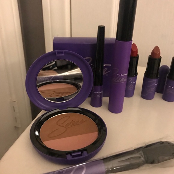 MAC Selena Collection - Picture 3 of 5